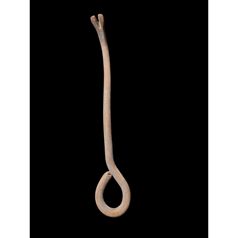 Hand Forged Vintage Oxidized Metal Pry Bar Nail Puller
